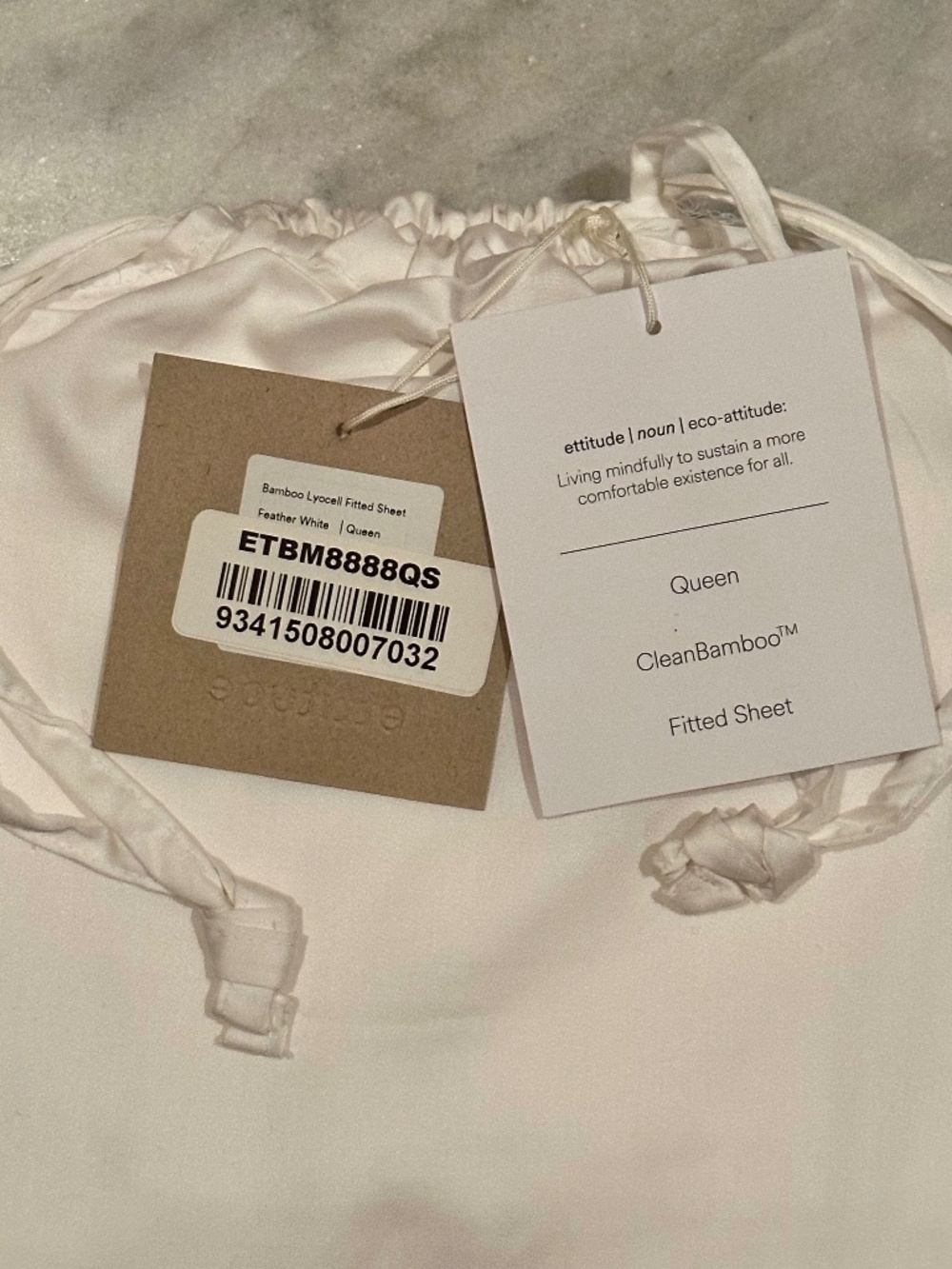 NEW, ETTITUDE Signature Bamboo Sheet set, Queen, White - Picture 7 of 10
